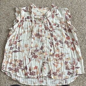 LoveStitch floral blouse sz: M